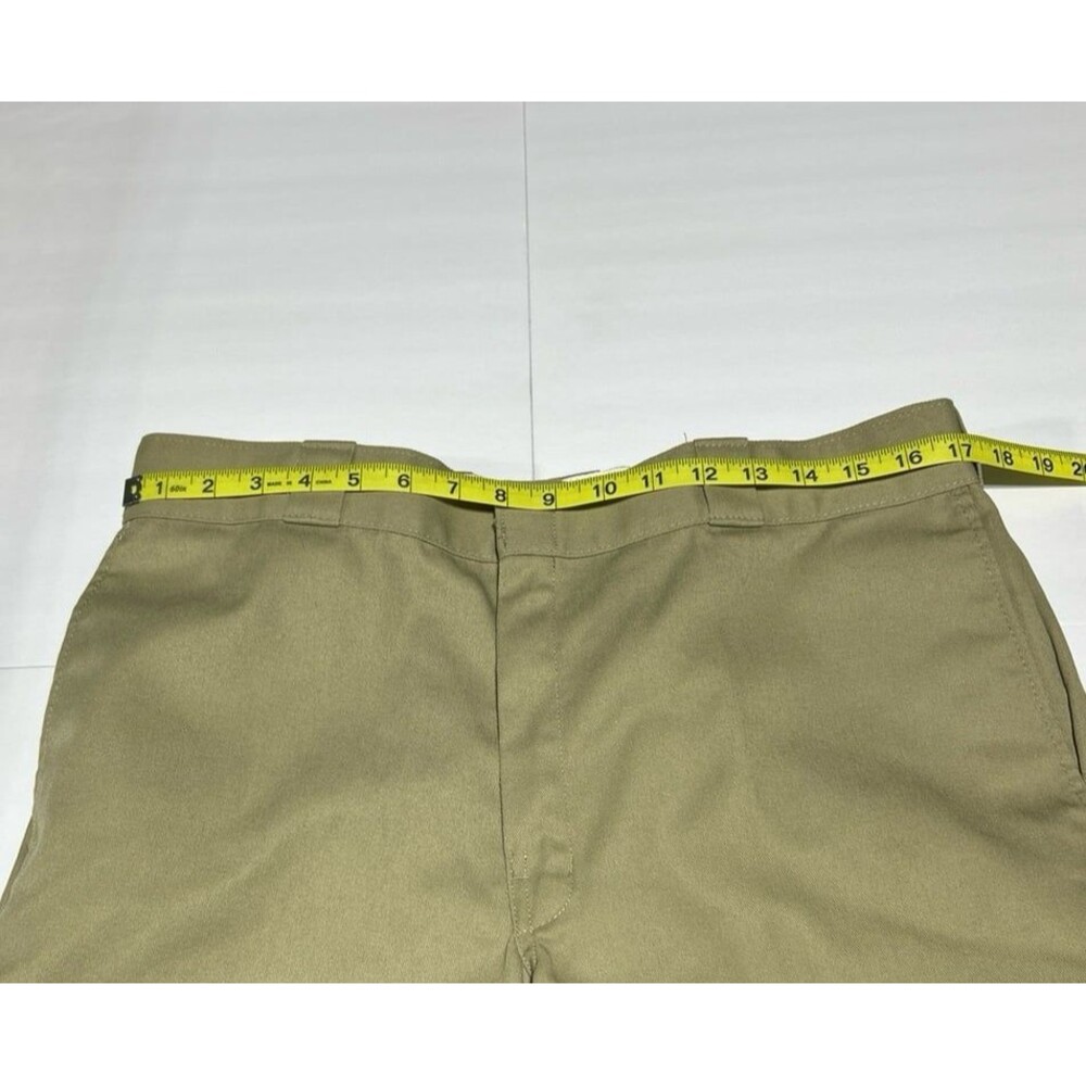 Dickies Men's 34x30 Khaki Loose Fit Work Pants - Picture 4 of 7